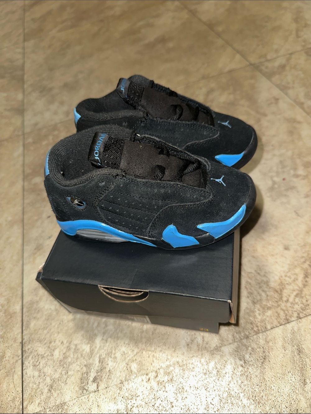 Jordan Kids Black and Blue Low-Top Sneakers